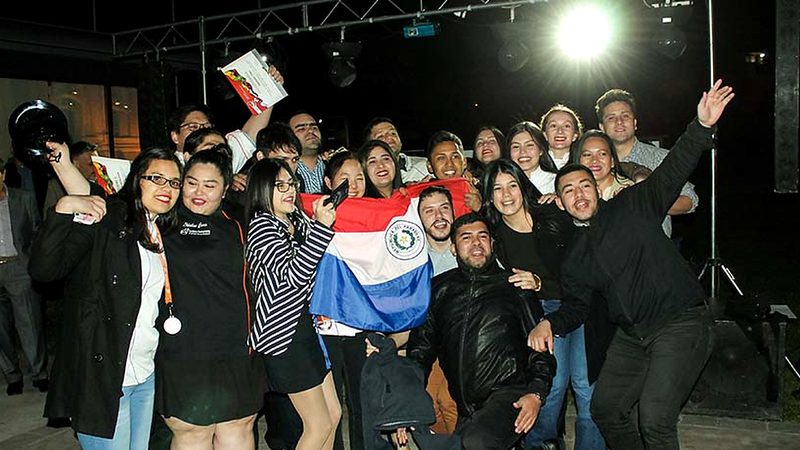 Delegación ganadora celebrando durante InterIGI Mendoza 2019